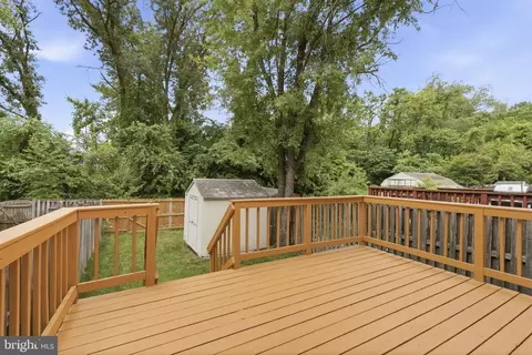 Exterior - 359 Hickory Nut Ct, Pasadena, MD 21122 photo 2 of 8