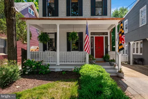Exterior - 89 Shipwright St, Annapolis, MD 21401 photo 2 of 11