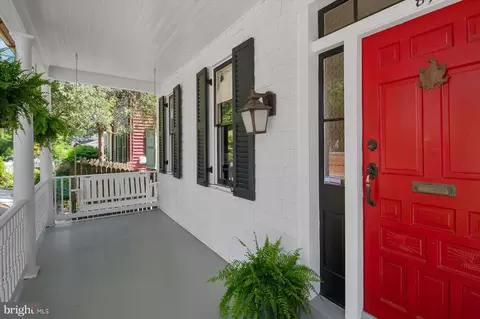Exterior - 89 Shipwright St, Annapolis, MD 21401 photo 6 of 11