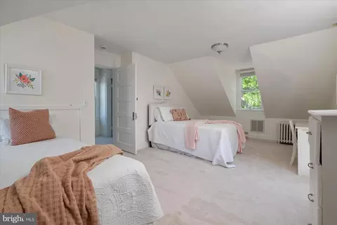 Bedroom - 89 Shipwright St, Annapolis, MD 21401 photo 6 of 8