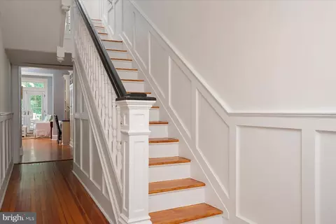 Entry Way - 89 Shipwright St, Annapolis, MD 21401 photo 5 of 6