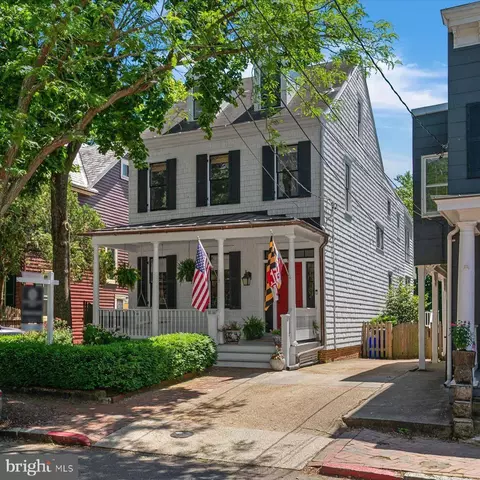 89 Shipwright St, Annapolis, MD 21401