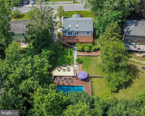 121 Severn Way, Arnold, MD 21012