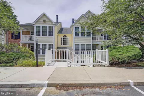 642 Southern Hills Dr #B-2K, Arnold, MD 21012