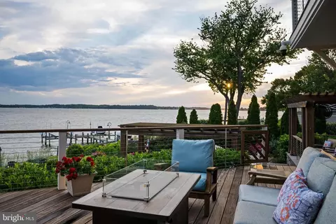 Exterior - 3728 Ramsgate Dr, Annapolis, MD 21403 photo 9 of 15