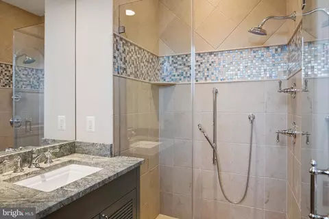 Bath - 3728 Ramsgate Dr, Annapolis, MD 21403 photo 4 of 4