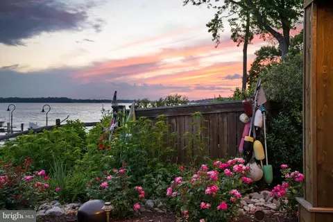Exterior - 3728 Ramsgate Dr, Annapolis, MD 21403 photo 11 of 15