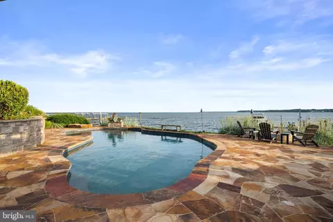 Exterior - 3728 Ramsgate Dr, Annapolis, MD 21403 photo 4 of 15
