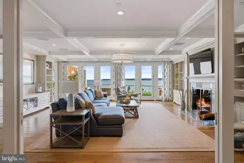 Living - 3728 Ramsgate Dr, Annapolis, MD 21403 photo 3 of 5