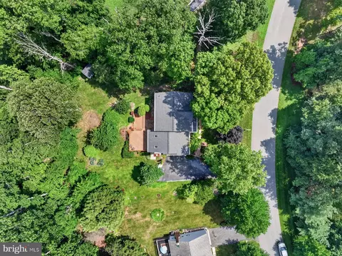 View/Area - 1482 Westcliff Dr, Pasadena, MD 21122 photo 2 of 2