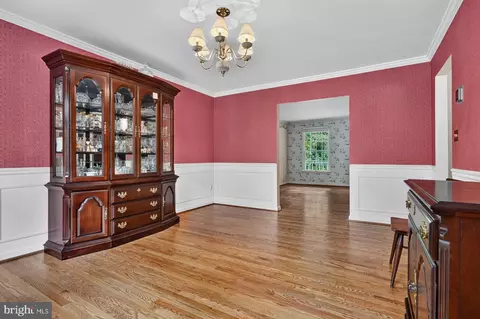 Dining - 1482 Westcliff Dr, Pasadena, MD 21122 photo 2 of 2