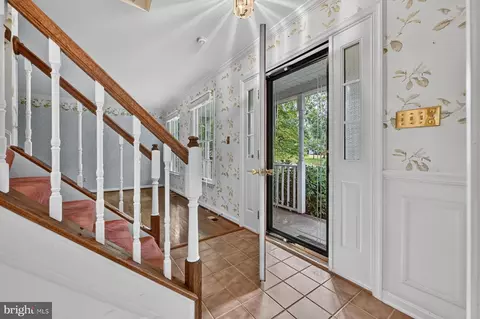Entry Way - 1482 Westcliff Dr, Pasadena, MD 21122 photo 1 of 2