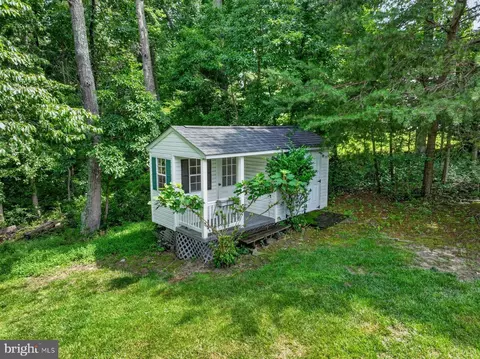 Exterior - 1482 Westcliff Dr, Pasadena, MD 21122 photo 15 of 17