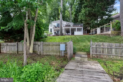 Exterior - 3913 Rhode Harbor Rd, Edgewater, MD 21037 photo 17 of 24