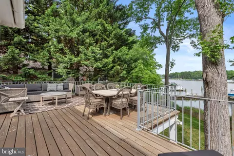 Exterior - 3913 Rhode Harbor Rd, Edgewater, MD 21037 photo 6 of 24