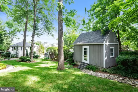 Exterior - 3913 Rhode Harbor Rd, Edgewater, MD 21037 photo 23 of 24