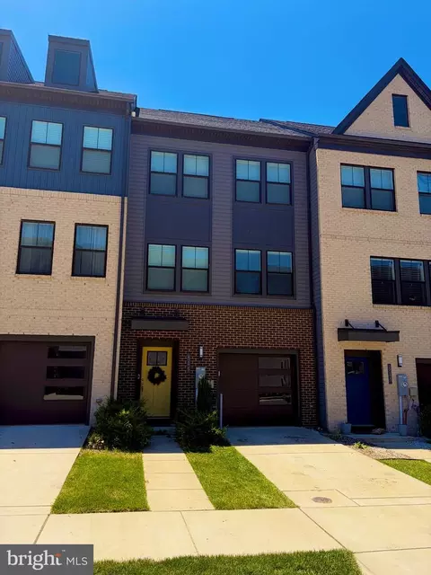 515 Levanna Ln, Glen Burnie, MD 21060