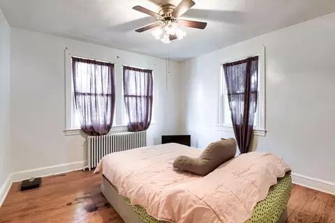 Bedroom - 217 Doris Ave, Baltimore, MD 21225 photo 2 of 6