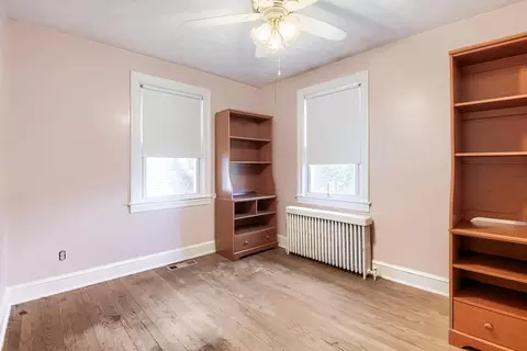 Bedroom - 217 Doris Ave, Baltimore, MD 21225 photo 3 of 6