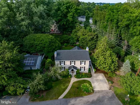View/Area - 2 Tolson St, Annapolis, MD 21401 photo 1 of 7