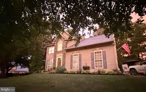 305 Arlington Ct, Severn, MD 21144
