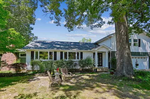 4950 Bonniewood Dr, Shady Side, MD 20764