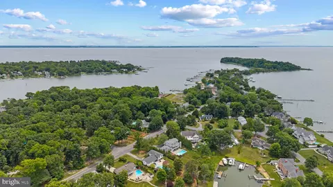 View/Area - 3733 Thomas Point Rd, Annapolis, MD 21403 photo 3 of 3