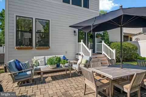 Exterior - 114 Spa View Ave, Annapolis, MD 21401 photo 8 of 14