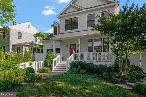 Exterior - 114 Spa View Ave, Annapolis, MD 21401 photo 3 of 14
