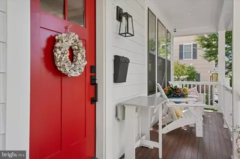 Exterior - 114 Spa View Ave, Annapolis, MD 21401 photo 7 of 14