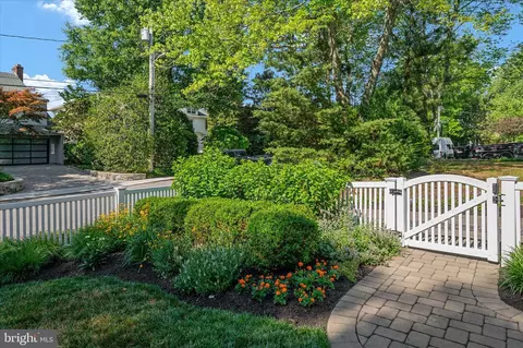 Exterior - 114 Spa View Ave, Annapolis, MD 21401 photo 4 of 14