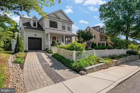 Exterior - 114 Spa View Ave, Annapolis, MD 21401 photo 2 of 14