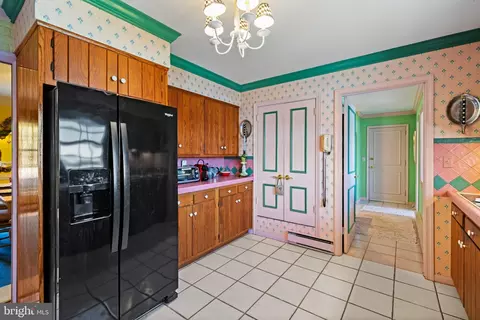 Kitchen - 1552 Widows Mite Rd, Edgewater, MD 21037 photo 3 of 3