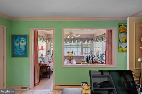 Entry Way - 1552 Widows Mite Rd, Edgewater, MD 21037 photo 3 of 4