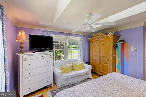 Bedroom - 1552 Widows Mite Rd, Edgewater, MD 21037 photo 2 of 5