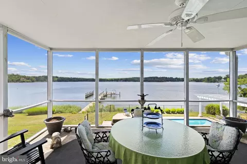 Exterior - 1552 Widows Mite Rd, Edgewater, MD 21037 photo 3 of 10