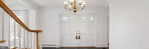 Entry Way - 1552 Widows Mite Rd, Edgewater, MD 21037 photo 2 of 4