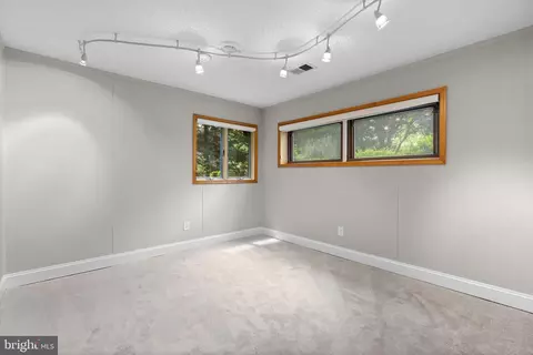 Bedroom - 25 Cascade Rd, Arnold, MD 21012 photo 6 of 6