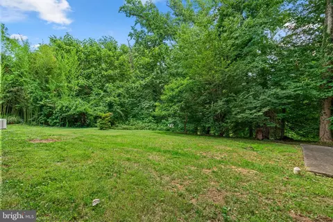 Exterior - 25 Cascade Rd, Arnold, MD 21012 photo 9 of 16