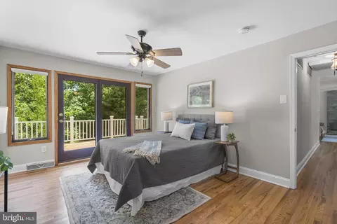 Bedroom - 25 Cascade Rd, Arnold, MD 21012 photo 2 of 6