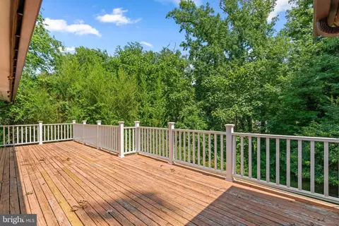 Exterior - 25 Cascade Rd, Arnold, MD 21012 photo 3 of 16