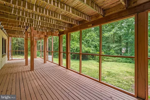 Exterior - 25 Cascade Rd, Arnold, MD 21012 photo 7 of 16