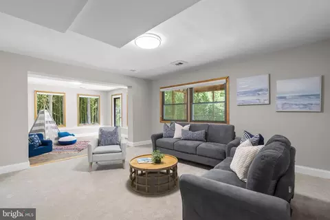 Living - 25 Cascade Rd, Arnold, MD 21012 photo 3 of 5