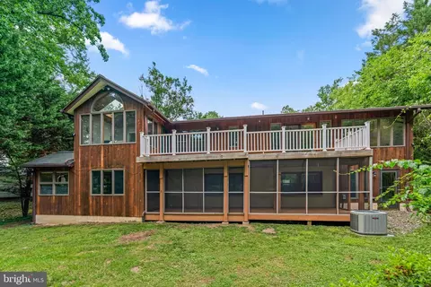 Exterior - 25 Cascade Rd, Arnold, MD 21012 photo 10 of 16