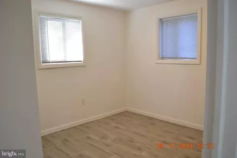 329 Bar Harbor Rd, Pasadena, MD 21122 photo 10