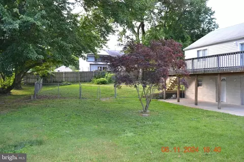329 Bar Harbor Rd, Pasadena, MD 21122 photo 2