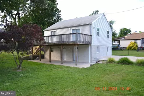329 Bar Harbor Rd, Pasadena, MD 21122 photo 1