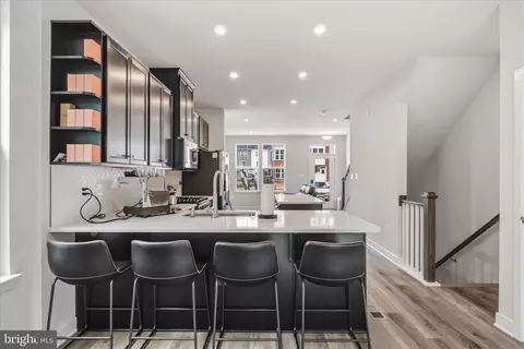 Entry Way - 124 Spring Gate Ln, Pasadena, MD 21122 photo 1 of 12
