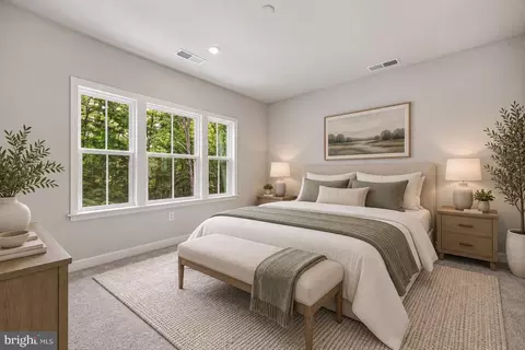 Bedroom - 124 Spring Gate Ln, Pasadena, MD 21122 photo 1 of 10
