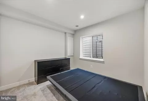 Bedroom - 124 Spring Gate Ln, Pasadena, MD 21122 photo 6 of 7